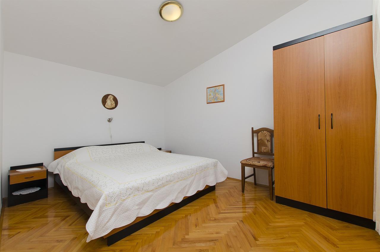 Apartment Josipa 普利莫顿 外观 照片